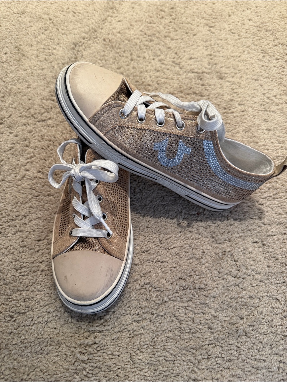 True Religion Beige Low-Top Kids Sneakers with White Accents